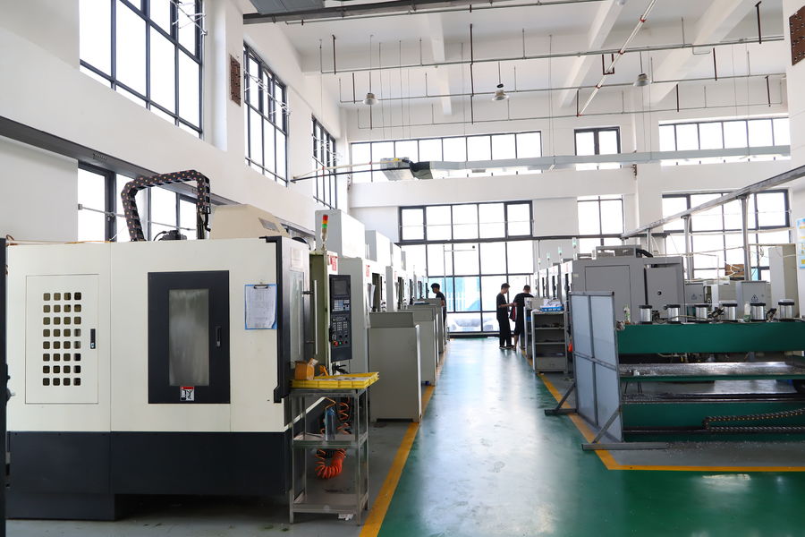 Luoyang Hypersolid Metal Tech Co., Ltd Hersteller Produktionslinie